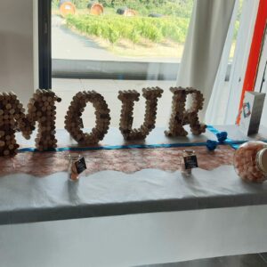 Lettres AMOUR bouchons
