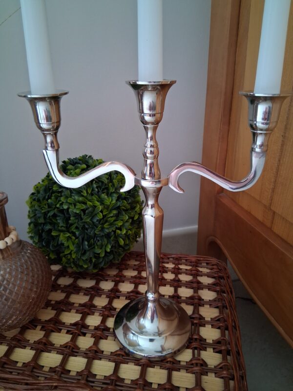 Chandelier argenté 3 branches 26 et 31 cm – Image 2